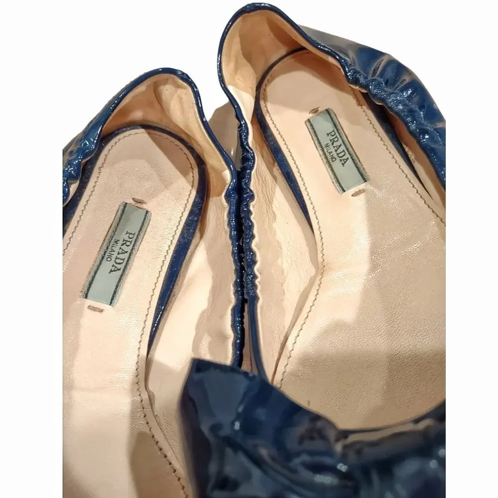 PRADA Navy Ballet Flats US Size 8.5 Patent Leather EU Size 35.5 Preppy Bows